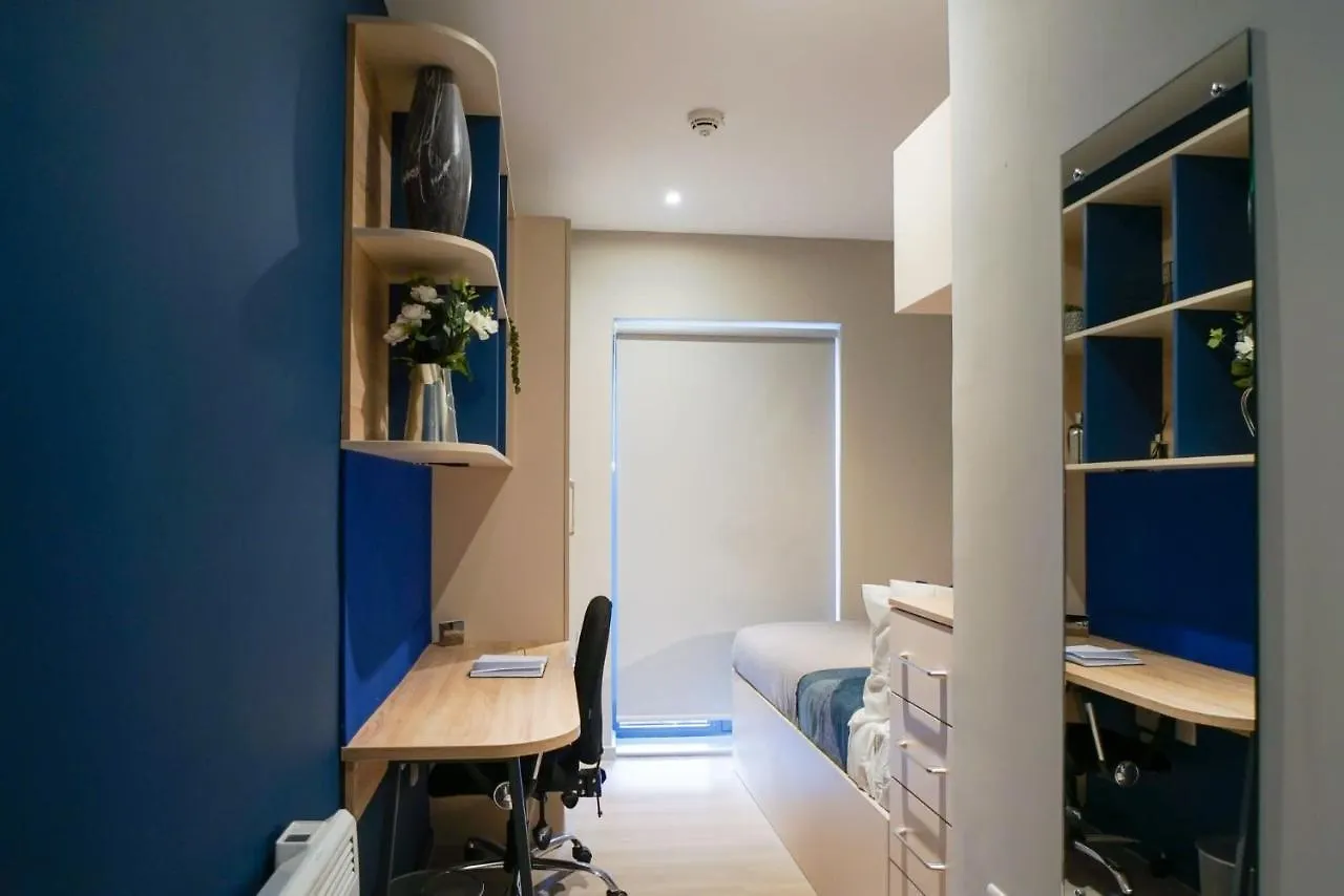 Bright Modern Studios And Private Bedrooms With Shared Kitchen At Straits Meadow Near Edinburgh City Centre 0*,  Royaume-Uni
