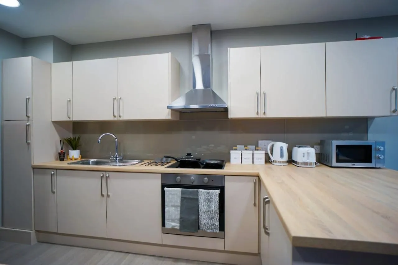 Appartement Bright Modern Studios And Private Bedrooms With Shared Kitchen At Straits Meadow Near Edinburgh City Centre Royaume-Uni