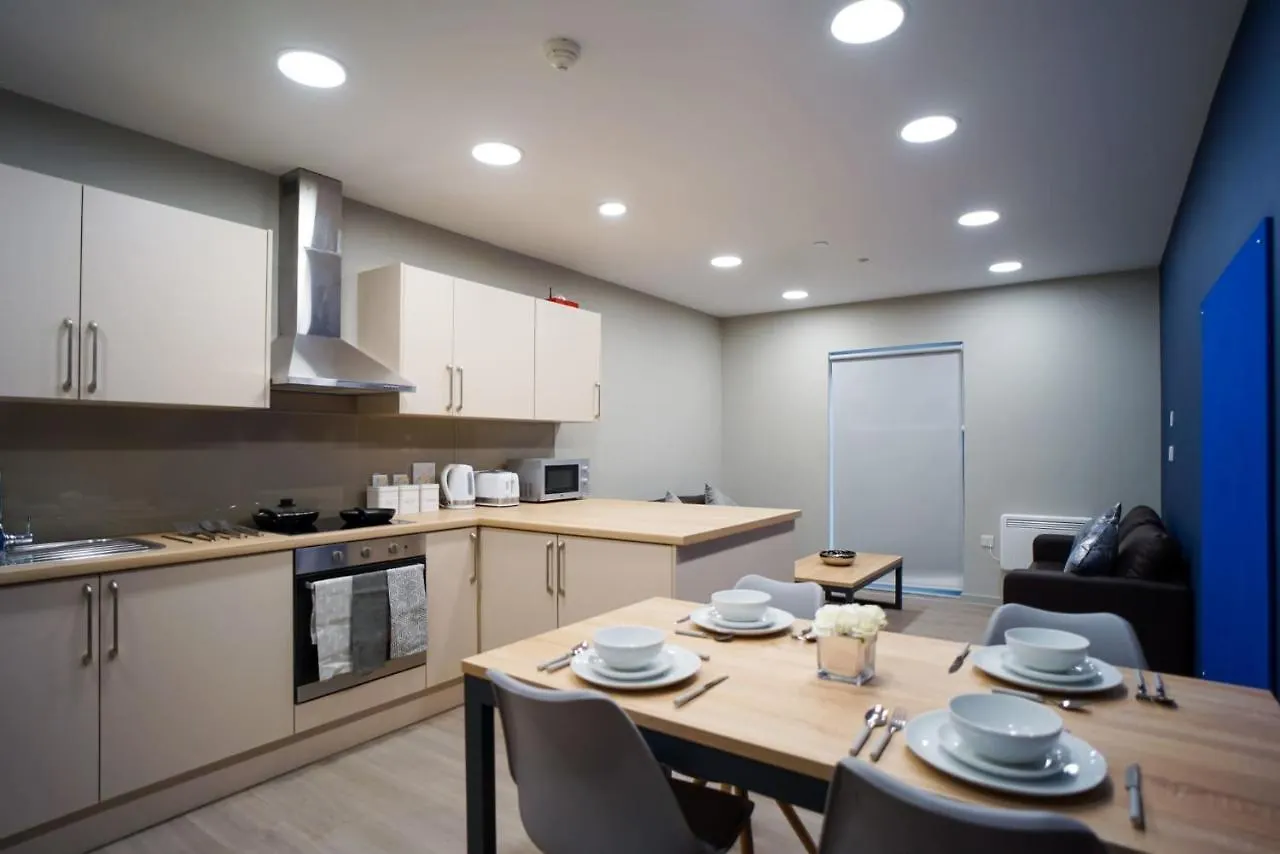 Bright&Modern En suites with Shared Kitchen&Studios in Edinburgh